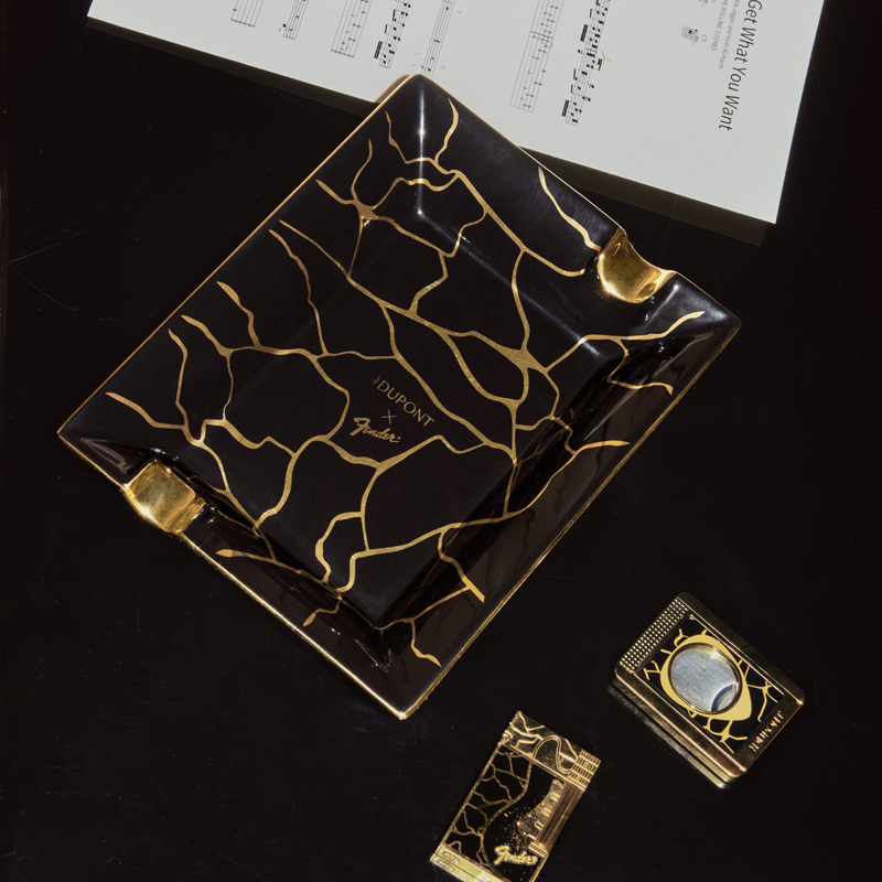 Пепельница, зажигалка и гильотина S.T. Dupont x Fender